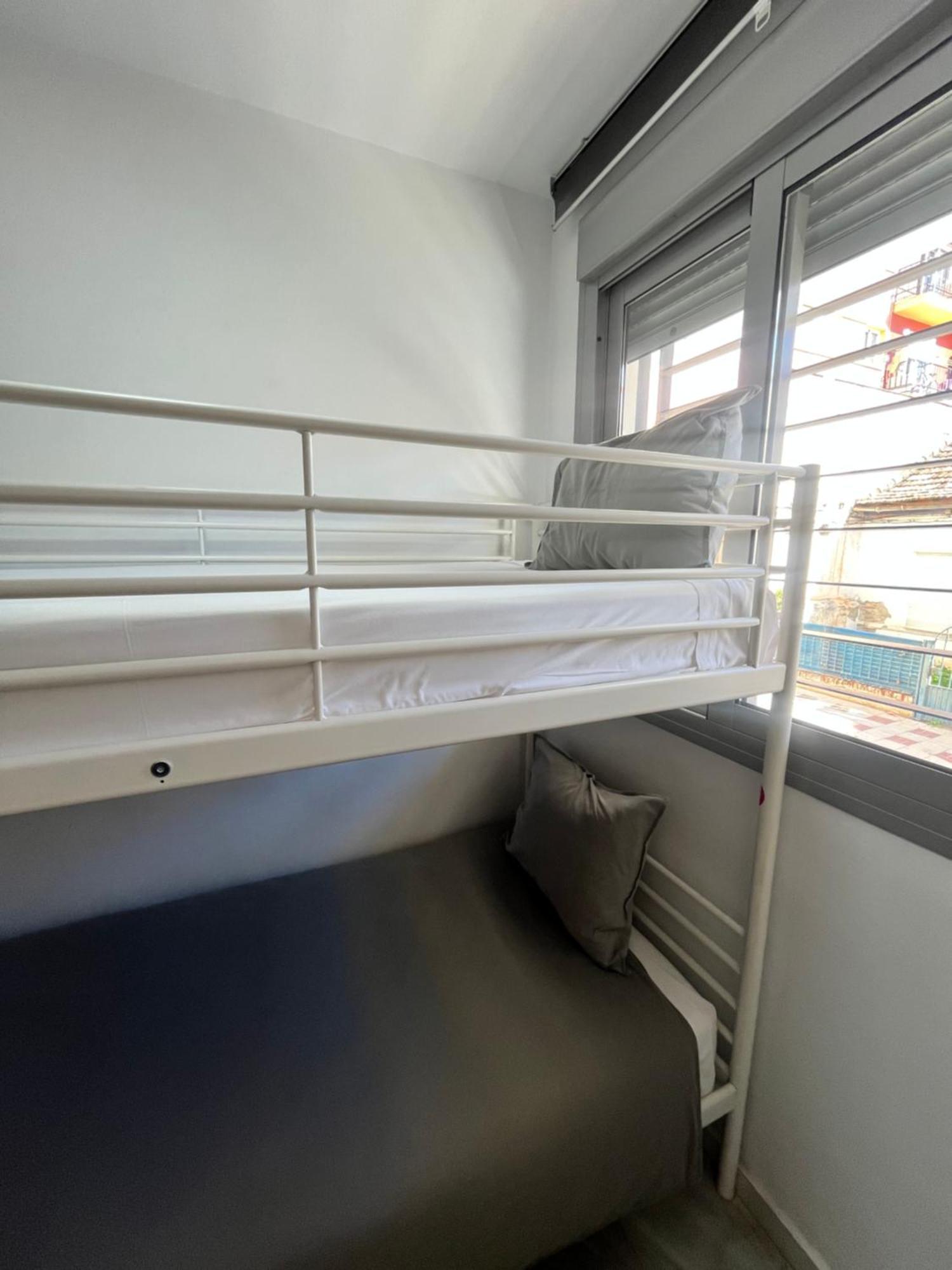 Malaga Boutique Stay - Carlos Haya Area With Parking Exterior photo